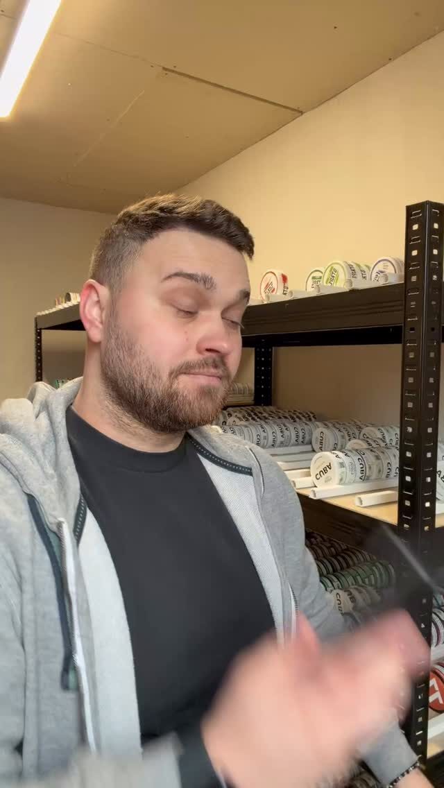 Instagram post from snusimtoo. This post is in position 2.