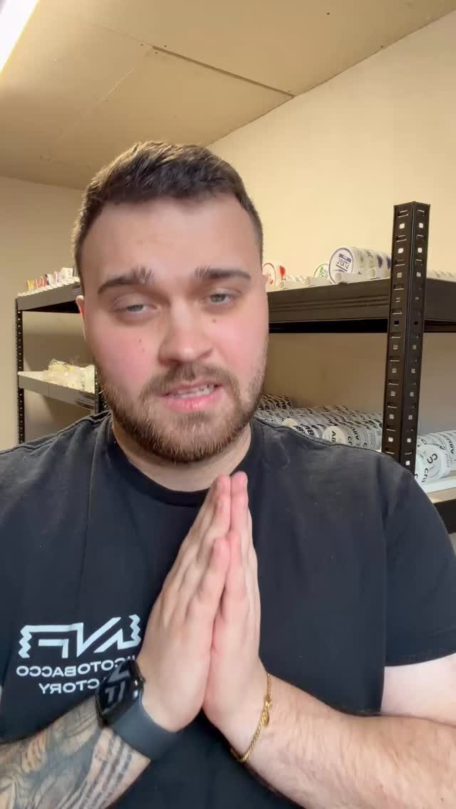 Instagram post from snusimtoo. This post is in position 2.
